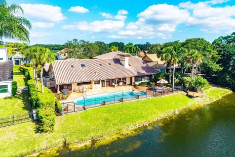 22 Marlwood Lane Palm Beach Gardens FL 33418