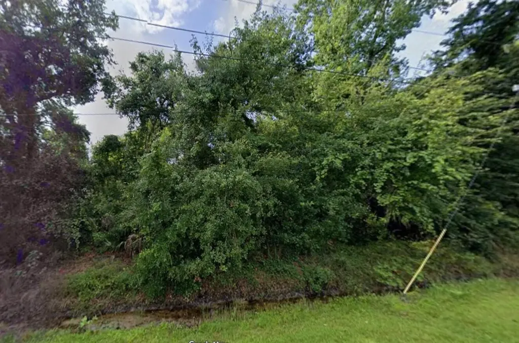 240 Toms Road Debary FL 32713