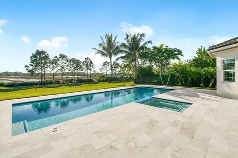 7755 Maywood Crest Drive Palm Beach Gardens FL 33412