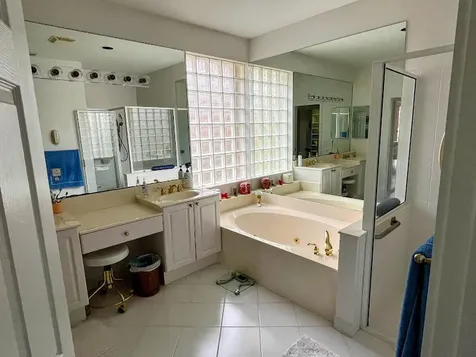 7601 Las Cruces Court Boynton Beach FL 33437