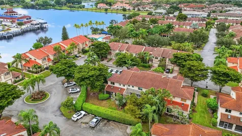 6780 Via Regina Boca Raton FL 33433