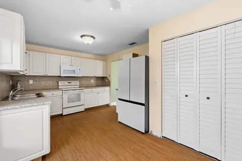 3233 Perimeter Drive Greenacres FL 33467