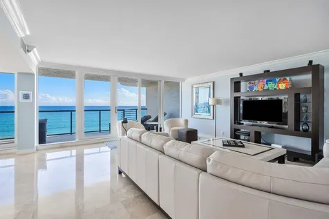 2727 S Ocean Boulevard Highland Beach FL 33487