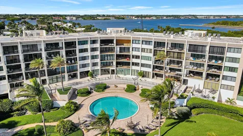 6885 N Ocean Boulevard Ocean Ridge FL 33435