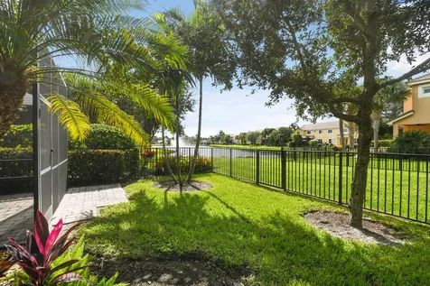 4644 Cadiz Circle Palm Beach Gardens FL 33418