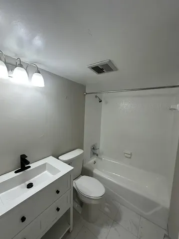 2301 NE 14th Street Causeway Pompano Beach FL 33062