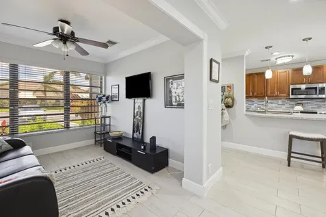 5131 Nesting Way Delray Beach FL 33484