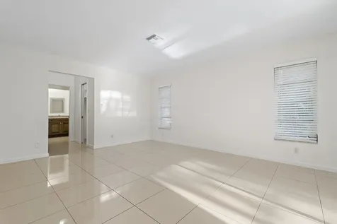 18799 Rio Vista Drive Jupiter FL 33469