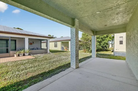 35 S Alhambra Lane Port Saint Lucie FL 34952