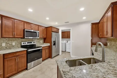 35 S Alhambra Lane Port Saint Lucie FL 34952