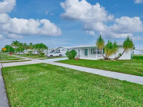 1710 Sw 22nd Street Boynton Beach FL 33426
