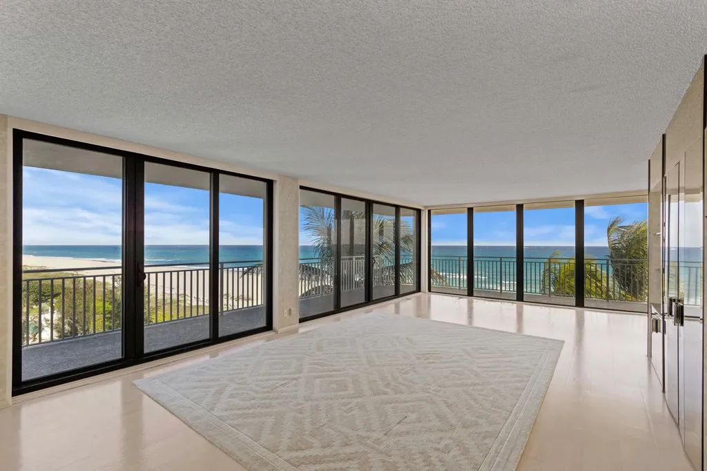 2580 S Ocean Boulevard Palm Beach FL 33480