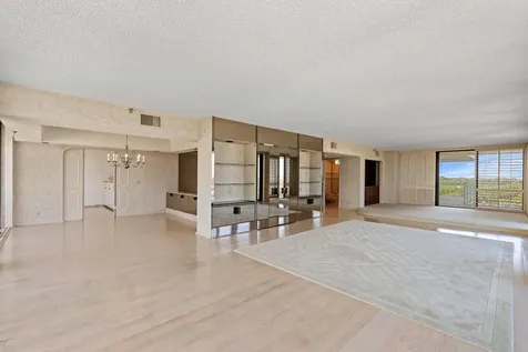 2580 S Ocean Boulevard Palm Beach FL 33480