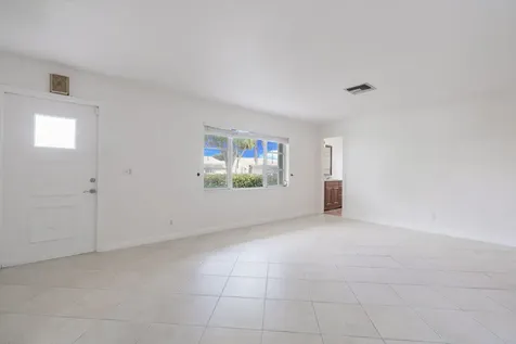 1141 Nw 90th Way Plantation FL 33322