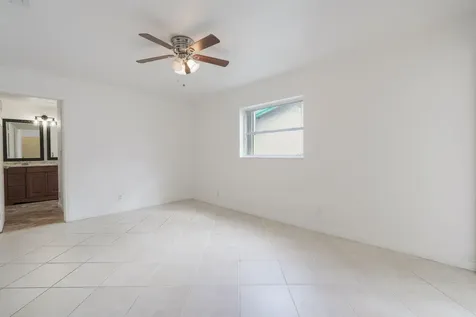 1141 Nw 90th Way Plantation FL 33322