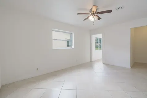 1141 Nw 90th Way Plantation FL 33322