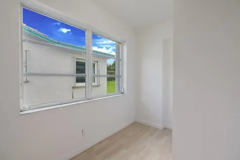 1141 Nw 90th Way Plantation FL 33322