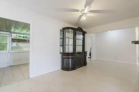 1141 Nw 90th Way Plantation FL 33322