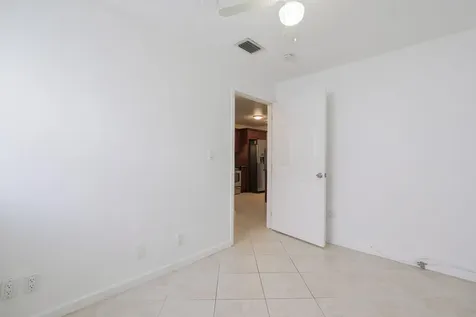 1141 Nw 90th Way Plantation FL 33322