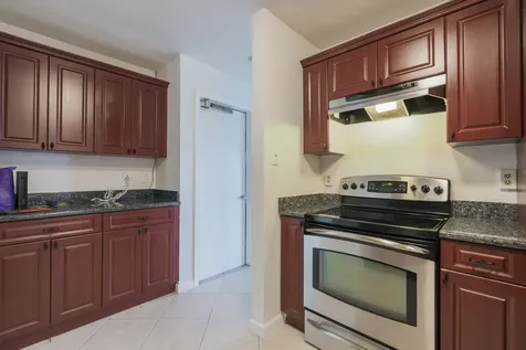 1141 Nw 90th Way Plantation FL 33322