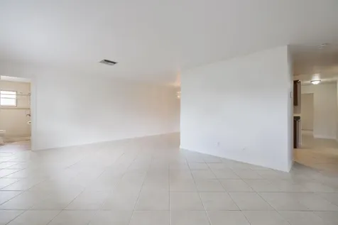 1141 Nw 90th Way Plantation FL 33322