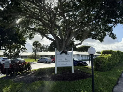 300 Sw Golfview Terrace Boynton Beach FL 33426