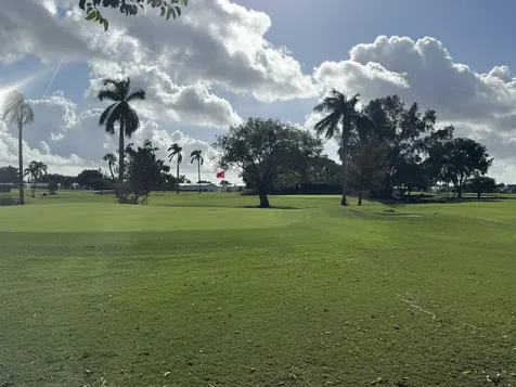300 Sw Golfview Terrace Boynton Beach FL 33426