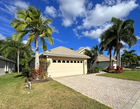 788 Sw Saint Croix Cove Port Saint Lucie FL 34986