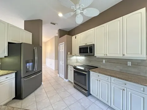 788 Sw Saint Croix Cove Port Saint Lucie FL 34986