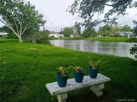17 Madrid Lane Port Saint Lucie FL 34952