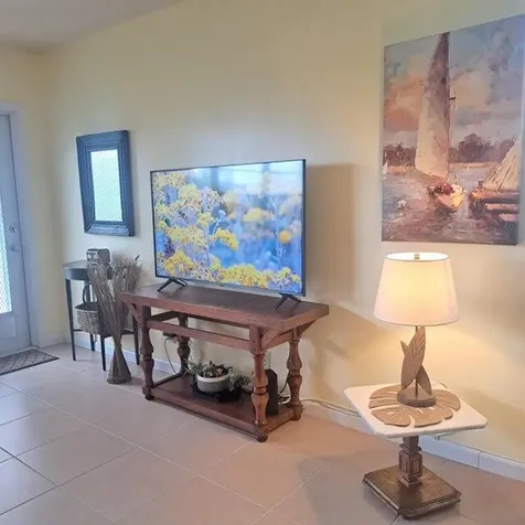 125 Norwich F West Palm Beach FL 33417