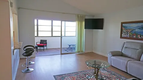 2601 Boundbrook Boulevard Palm Springs FL 33406