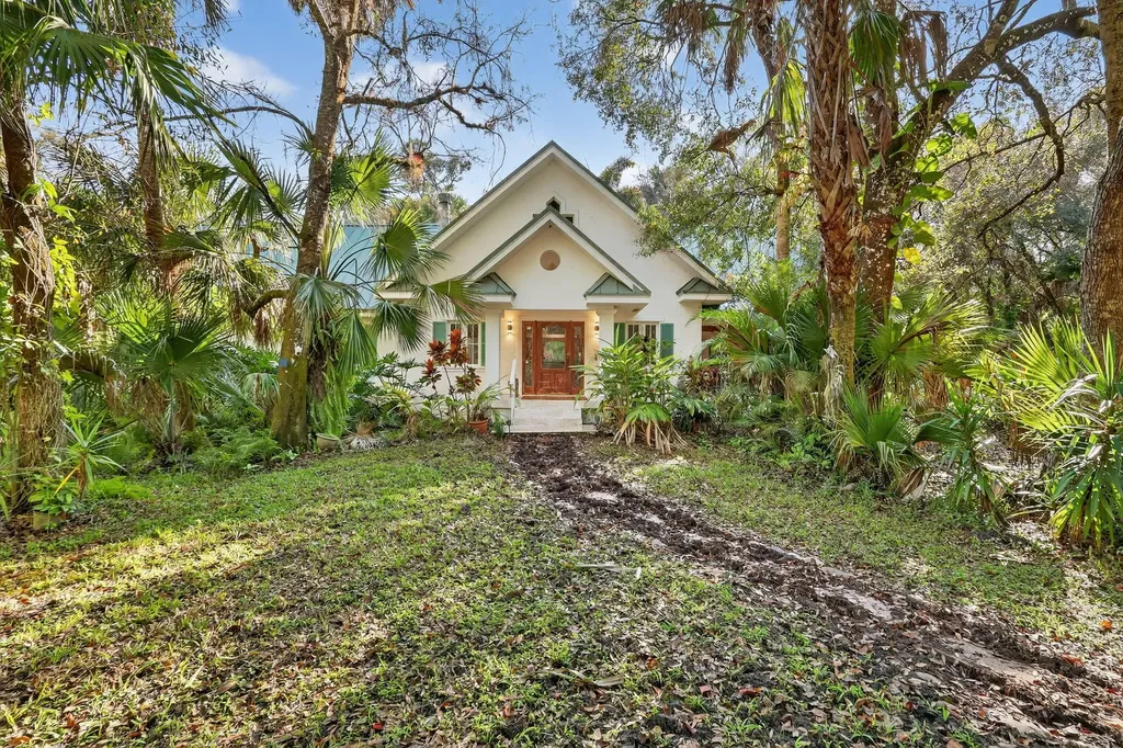 4502 SW Wild Turkey Lane Okeechobee FL 34974