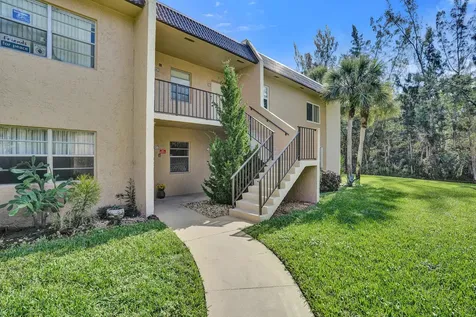 140 Lake Meryl Drive West Palm Beach FL 33411