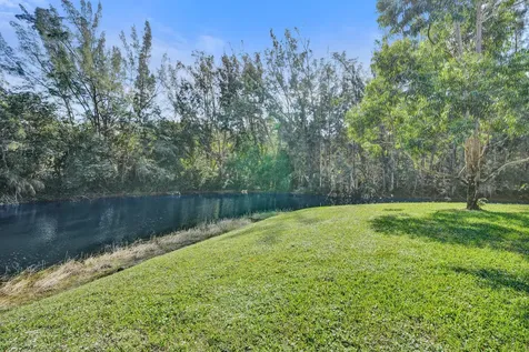 140 Lake Meryl Drive West Palm Beach FL 33411