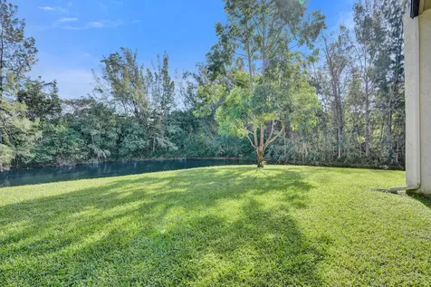 140 Lake Meryl Drive West Palm Beach FL 33411