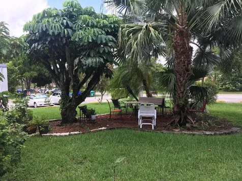 399 Sheffield Q West Palm Beach FL 33417