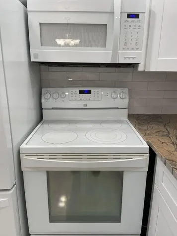 399 Sheffield Q West Palm Beach FL 33417