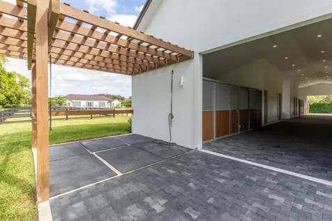 2889 Appaloosa Trail Wellington FL 33414
