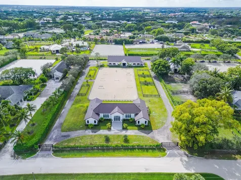 2889 Appaloosa Trail Wellington FL 33414