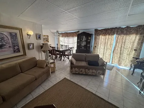 113 Nw 50th St, Lot 219 Deerfield Beach FL 33064