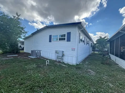 113 Nw 50th St, Lot 219 Deerfield Beach FL 33064