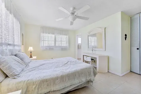 2523 Dudley Drive West Palm Beach FL 33415