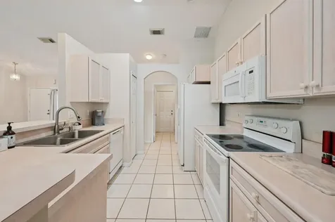 5920 Nw Wolverine Road Port Saint Lucie FL 34986