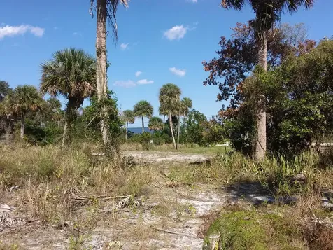 10609 S Indian River S Drive Fort Pierce FL 34982