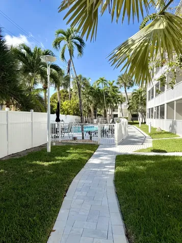 1439 S Ocean Boulevard Lauderdale By The Sea FL 33062