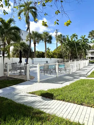 1439 S Ocean Boulevard Lauderdale By The Sea FL 33062