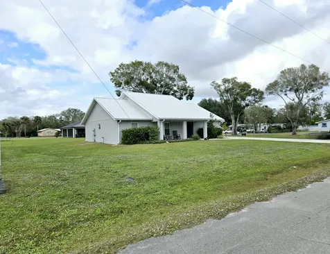 603 Nw 11th Avenue Okeechobee FL 34972