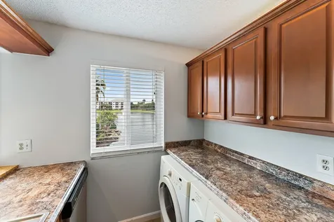 353 S Us Highway 1 Jupiter FL 33477