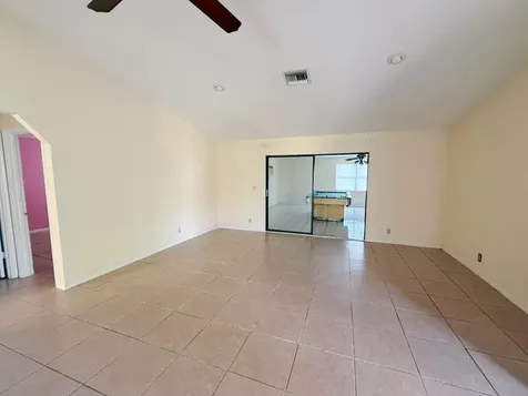2361 Se 27th Street Okeechobee FL 34974